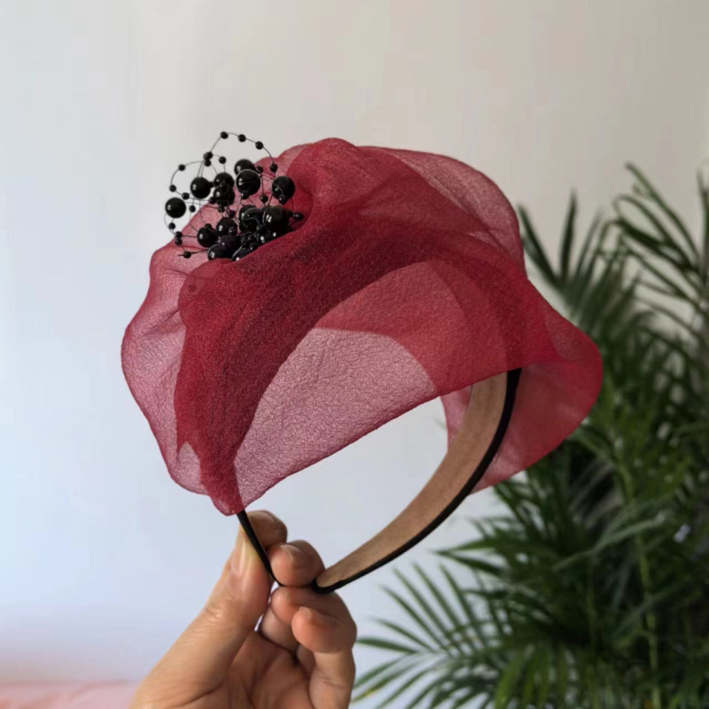 Madingas pusapvalės formos, kvėpuojantis plaukų aksesuaras žilams plaukams pridengti, prancūziško stiliaus galvos juosta, stilingas ir universalus vakarinis plaukų segtukas moterims