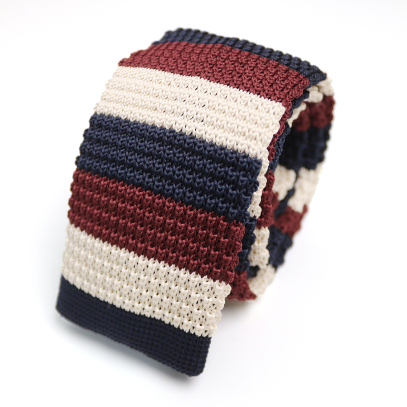 Tarpvalstybiniai sprogimai, didmeninė prekyba Korėjos vyrų ir moterų meilužių megztais kaklaraiščiais, nauji laisvalaikio mados megzti kaklaraiščiai