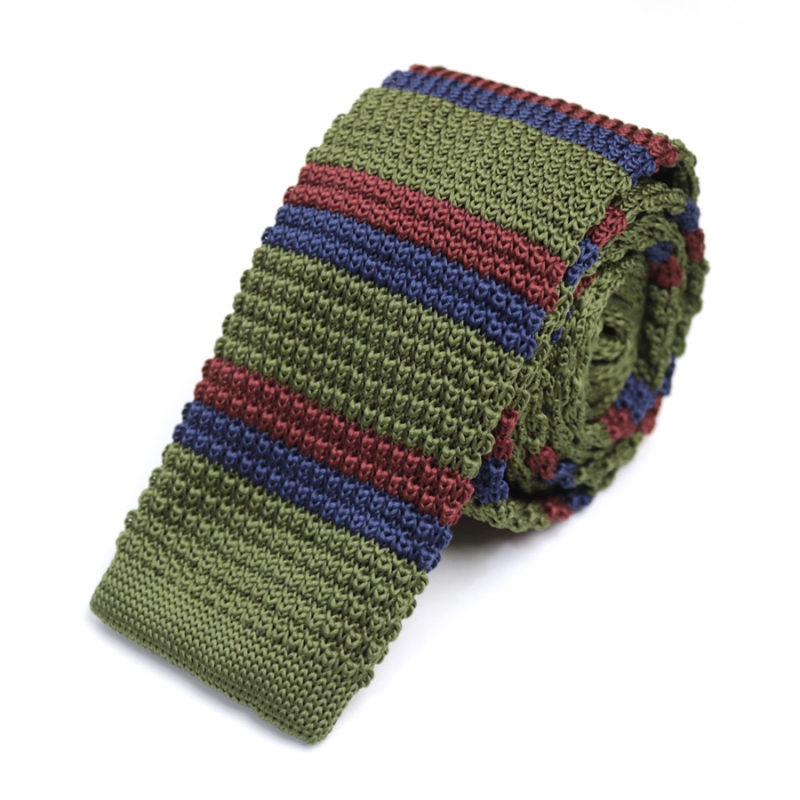 Tarpvalstybiniai sprogimai, didmeninė prekyba Korėjos vyrų ir moterų meilužių megztais kaklaraiščiais, nauji laisvalaikio mados megzti kaklaraiščiai