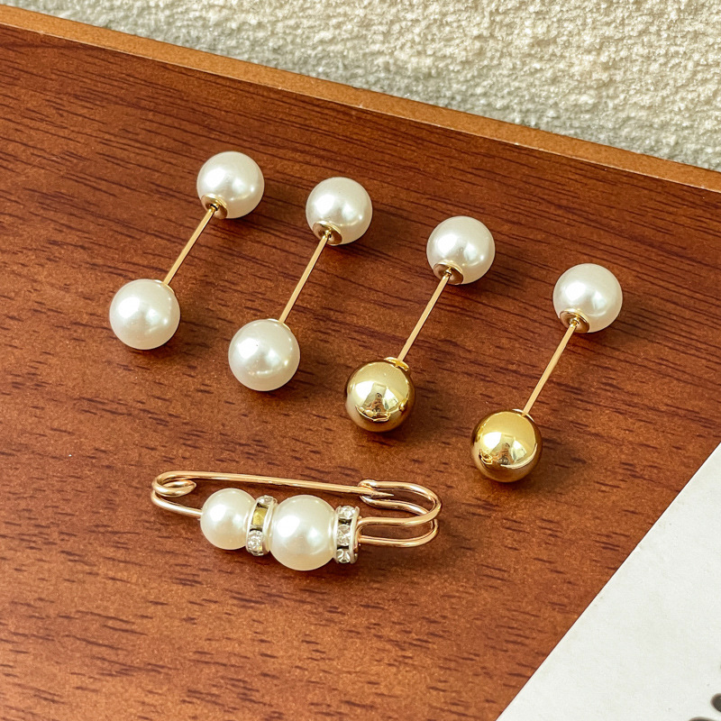 Svārki ar pieguļošu vidukli, mainot mazu artefaktu kreklu, pretgaismas piespraudi, pērļu piespraudi, vasaras fiksētas drēbes, regulējama vidukļa sprādze