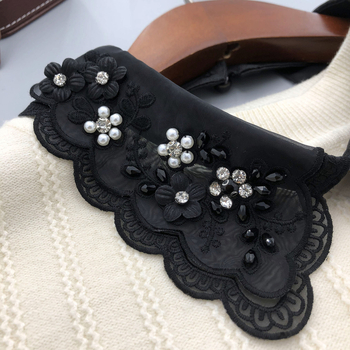 Gamykloje tiekiami nauji moteriški rudens ir žiemos nagų karoliukai su cirkonio krištoliniais marškiniais, netikra apykakle, pavasario ir rudens retro stiliaus netikra apykaklė, aksesuarai.