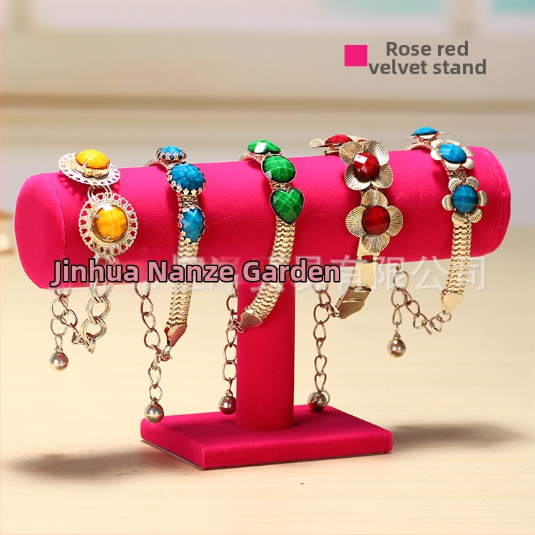 Käevõru riiul Kellariiul Käevõru hoidik Vitriinklamber Ehtepood Ehete leti hoiustamise rekvisiidid