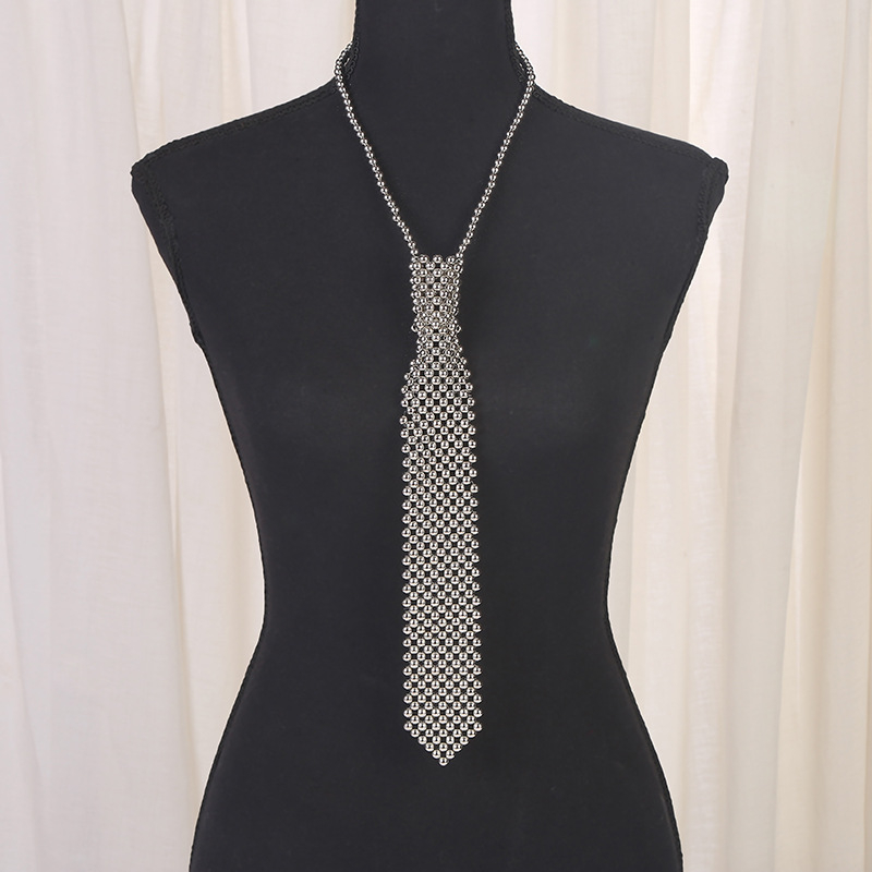 Prancūziško stiliaus kaklaraištis su JK marškinių kostiumu, trumpais aksesuarais, elegantiškas temperamentingas INS stiliaus perlų kaklaraištis