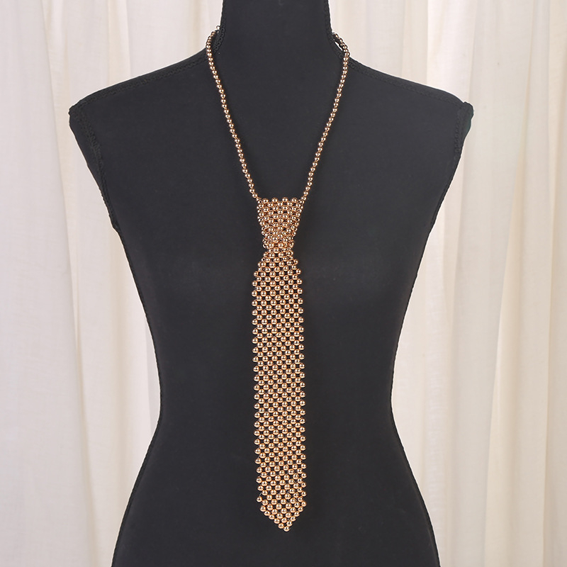 Prancūziško stiliaus kaklaraištis su JK marškinių kostiumu, trumpais aksesuarais, elegantiškas temperamentingas INS stiliaus perlų kaklaraištis