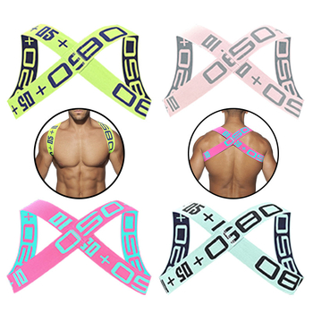 Sportinis ir fitneso pečių dirželis, itin plastikinis, elastingas krūtinės raumenų dirželis, seksualiai apjuostas ir demonstracinis, europietiškos ir amerikietiškos mados.