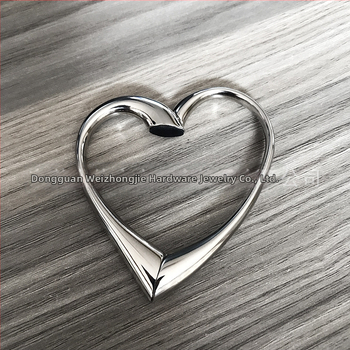 Cinkötvözetből készült, csúcskategóriás fém, szív alakú táskacsat, forgatható, összecsukható, kézitáska-akasztó eszköz, táska-akasztó