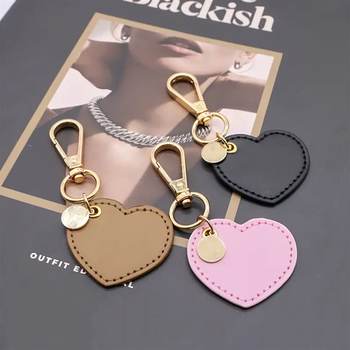 raktáron Eladó őszibarack szív alakú kulcstartó, többszínű, opcionális, szuper szöveges táska, medál, divatos dekorációs kiegészítők