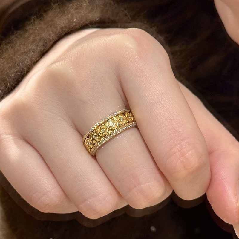 Piroska könyvrobbanások Keress több pénzt, állítsd meg a retró új kínai stílusú, teljes gyémánttal díszített rézérme-gyűrűt