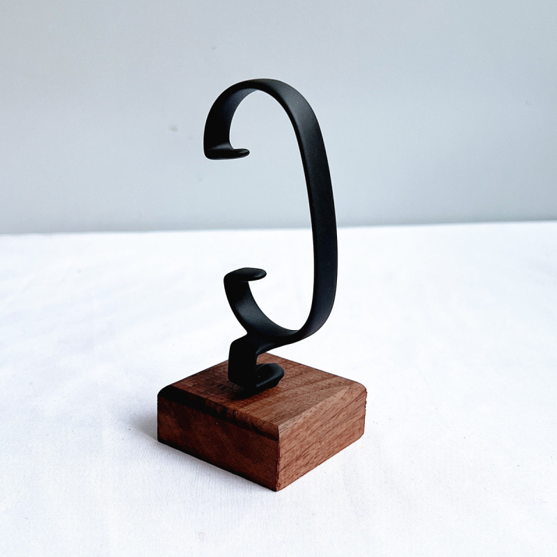 Új kreatív fekete dió aljú óraállvány, együléses óratartó, páros órakiállító állvány, óratároló állvány, óratartó