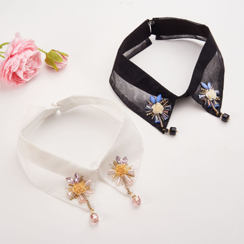 Új stílusú gyöngyös virágos, gyönyörű, kézzel varrott, etnikai, egzotikus, egyedi ruha, pulóvergallér, retró, hamis gallér