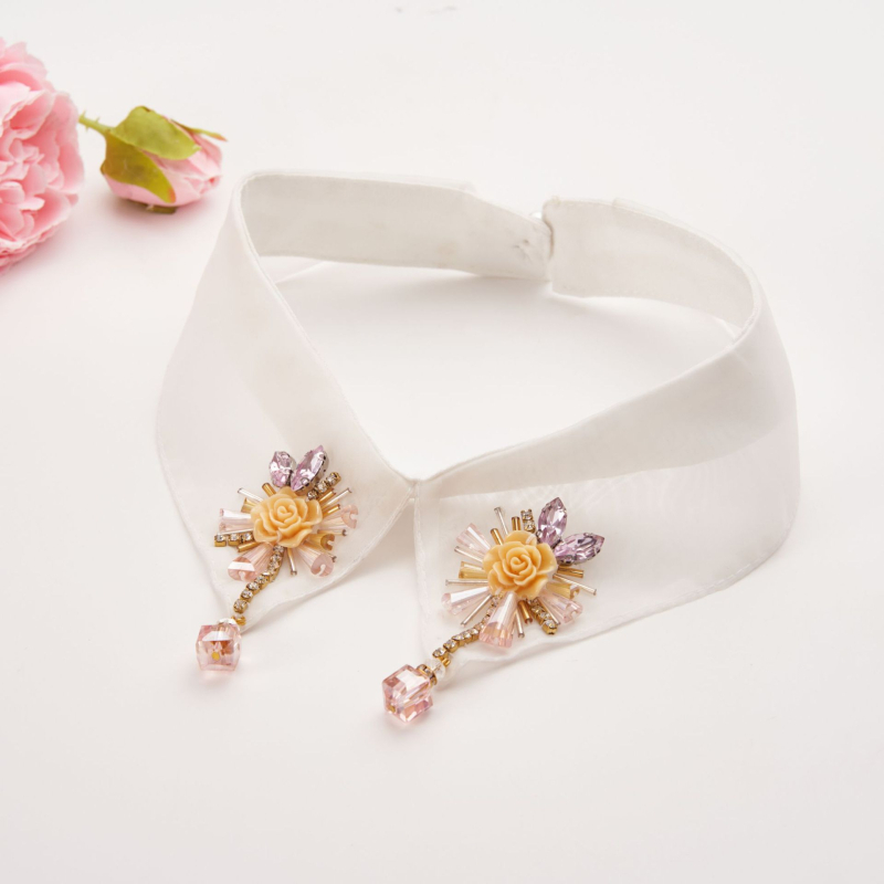 Új stílusú gyöngyös virágos, gyönyörű, kézzel varrott, etnikai, egzotikus, egyedi ruha, pulóvergallér, retró, hamis gallér