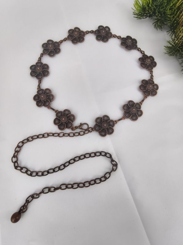 Tavaszi és nyári új divatos elegáns retro faragott deréklánc etnikai női fém öv punk stílusú ruhaöv nőknek