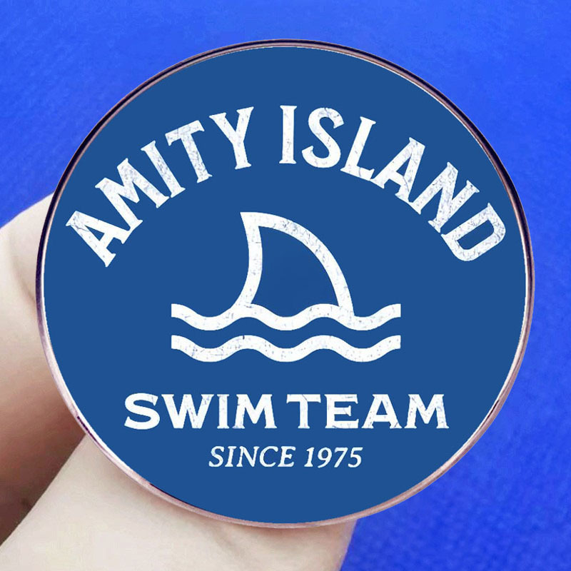 Barátság-sziget úszócsapat bross klasszikus filmes és televíziós cápakitűző fémötvözetből készült jelvény kiegészítők