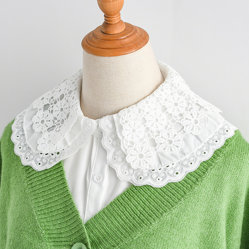 Vízben oldódó hímzett hamis gallér gyárilag kiváló minőségű női ruházat sokoldalú divat