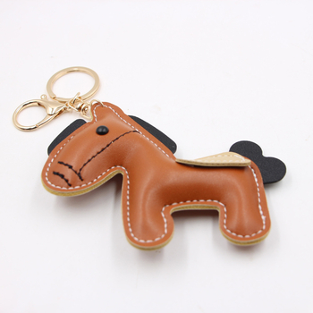 Μοντέρνα μάρκα Horse Year Κοσμήματα υψηλής ποιότητας μενταγιόν πόνυ Δώρο πόνυ αυτοκίνητο μπρελόκ μενταγιόν αποσκευές ρούχα αξεσουάρ