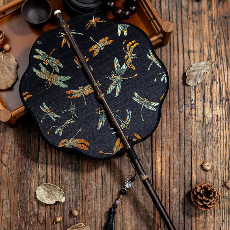 Ветрило за кръста, което може да се навива с дълга дръжка, древен стил, женски фееричен дух, хладно и издръжливо през лятото, класически танцов фен от династията Хан - Cheongsam