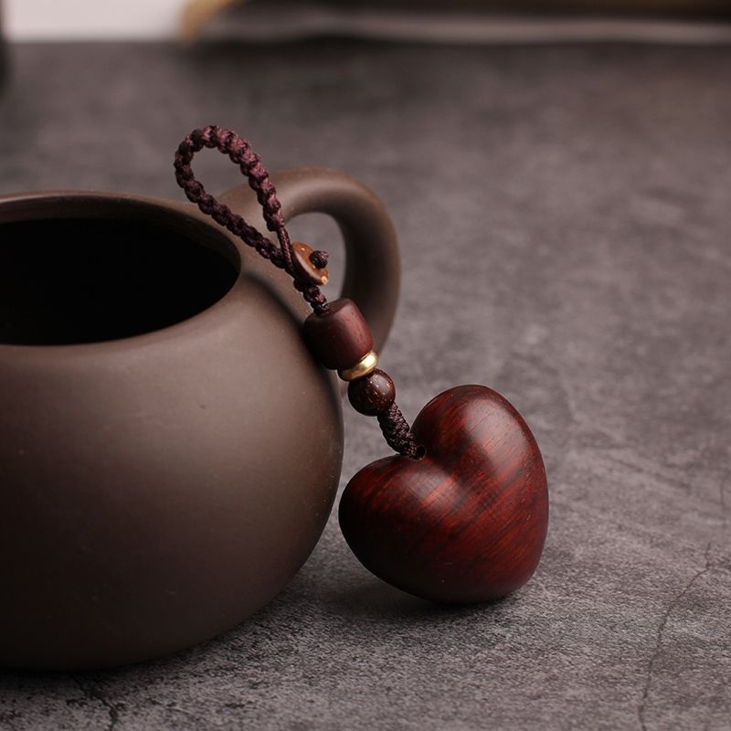 Szantálfa kis szerelmes mobiltelefon lánc medál autó kulcstartó barátnő párnak kreatív kis ajándék kulcstartó medál