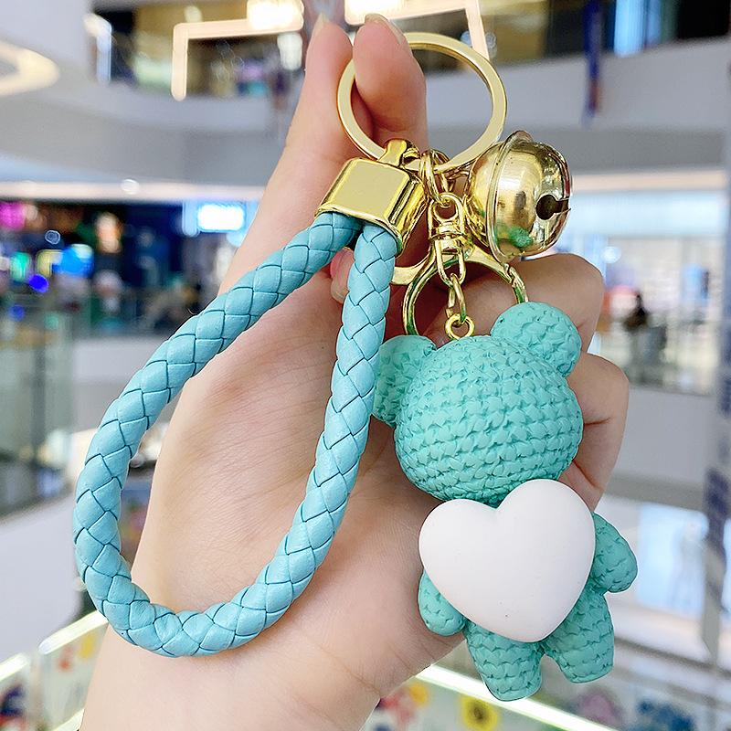 Kreativni ljubavni medvjedić privjesak za ključeve od smole, par lutaka, školska torba, privjesak za ključeve od automobila, mali poklon na veliko