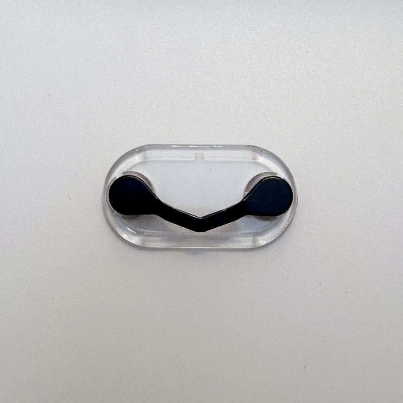 Határokon átnyúló mágneses szemüvegtartó, mágneses tapadókorong, V-alakú bross, rendszámtábla tartó, kreatív mágneses ruhatartó fülhallgató csipesz