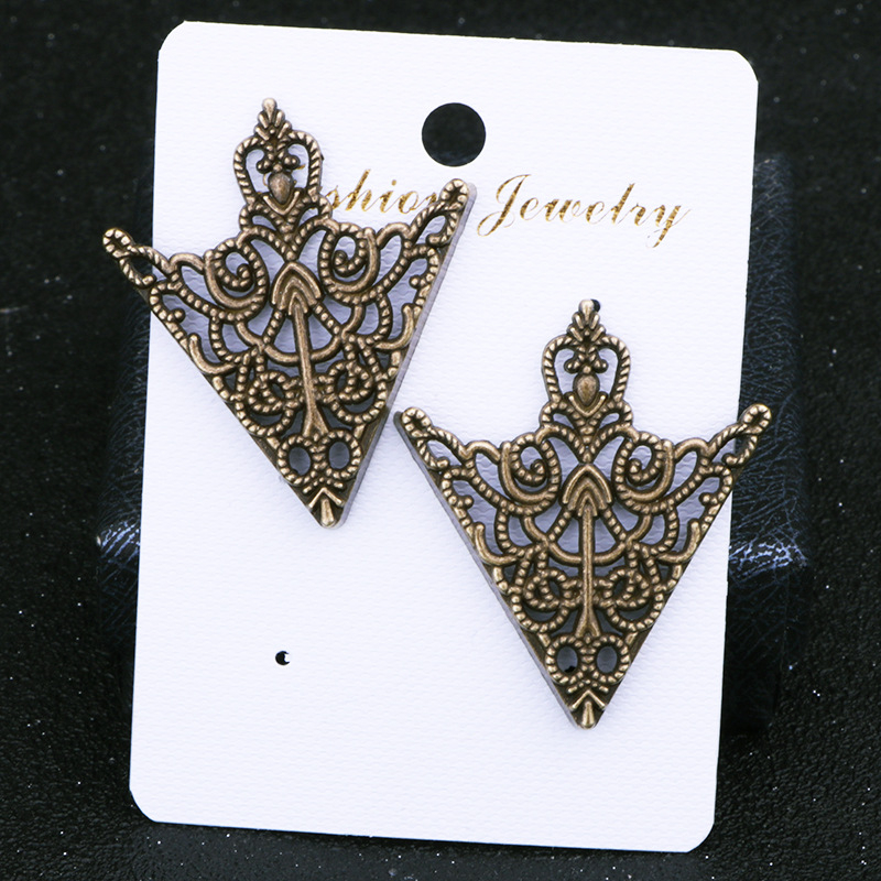 Gallér sarok Koreai korona Kivágott inggallér sarokkapocs Gallér sarok gomb bross Férfi és női gallértű Gallér gomb szervező Gallérkapocs