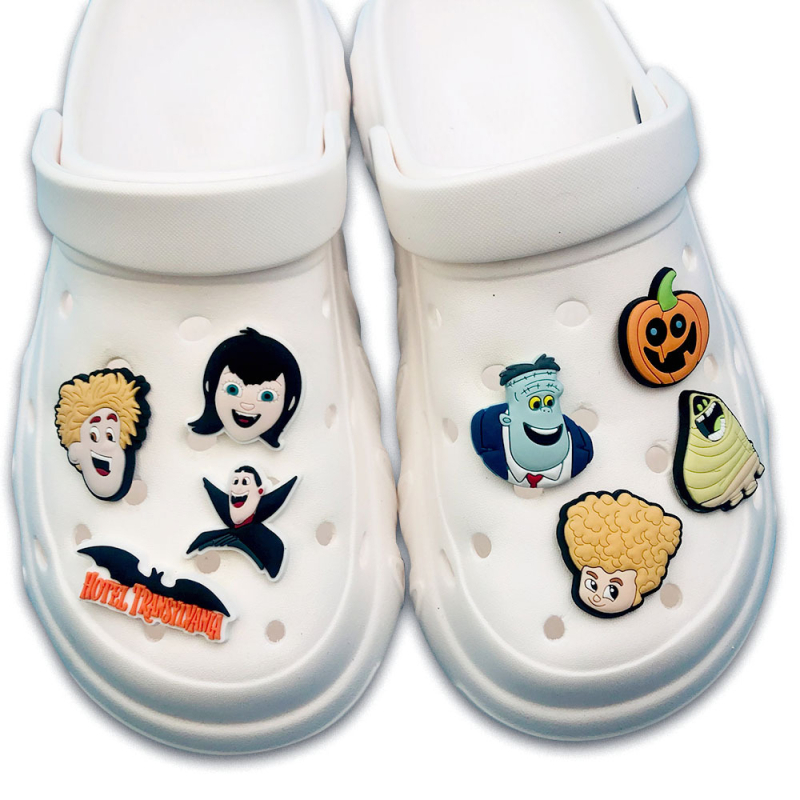 „Genie Hotel“ animacinių filmukų mieli juokingi batai, gėlė, „pasidaryk pats“, skylių batai, dekoratyvinė sagtis, krokodilas, nauja tarpvalstybinė vieta