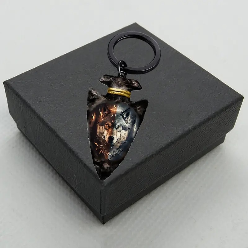 Temu határokon átnyúló új állat kétszínű farkasfej Farkas Totem hiedelem állat, fekete lánc háromszög kulcstartó,