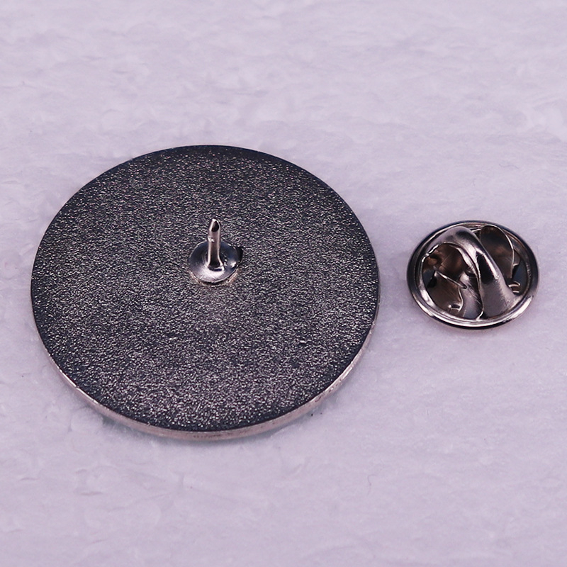 Próbáltam a normált, de ez nem illik a bross diák újdonságjelvényemre.