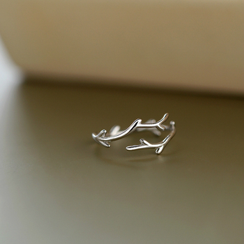 Ασημένιο δαχτυλίδι S925 από Ιαπωνικό και Κορεατικό ασήμι με δημιουργικό κλαδί, μικρό, φρέσκο άνεμο, απλό λογοτεχνικό δαχτυλίδι με κέρατο ελαφιού, ανοιχτό, μια γενιά μαλλιών