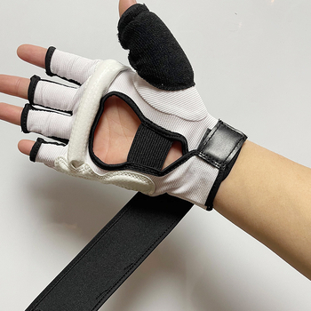 Poksikindad poole sõrmega poksikindad täiskasvanutele Sanda meestele ja naistele võitlus taekwondo käekaitse jalakate taekwondo käekaitse