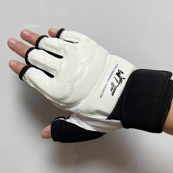 Poksikindad poole sõrmega poksikindad täiskasvanutele Sanda meestele ja naistele võitlus taekwondo käekaitse jalakate taekwondo käekaitse