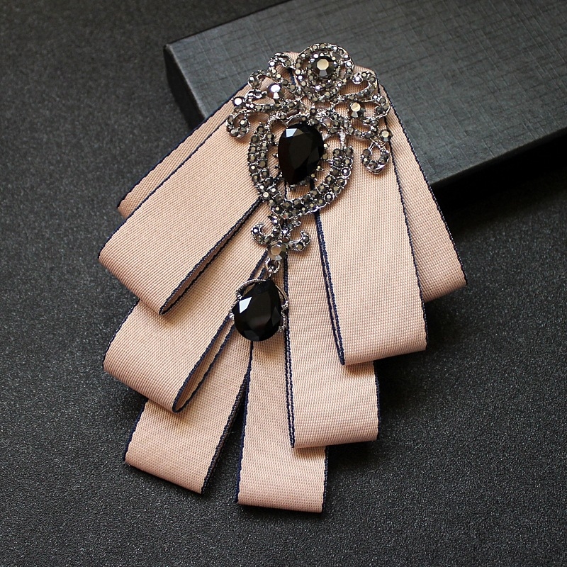 Meeste krae lillega Korea stiilis Euroopa ja Ameerika stiilis kikilipsu aksessuaarid Pulmadeks ja lavale esinemiseks mõeldud kikilipsu krae aksessuaarid laos