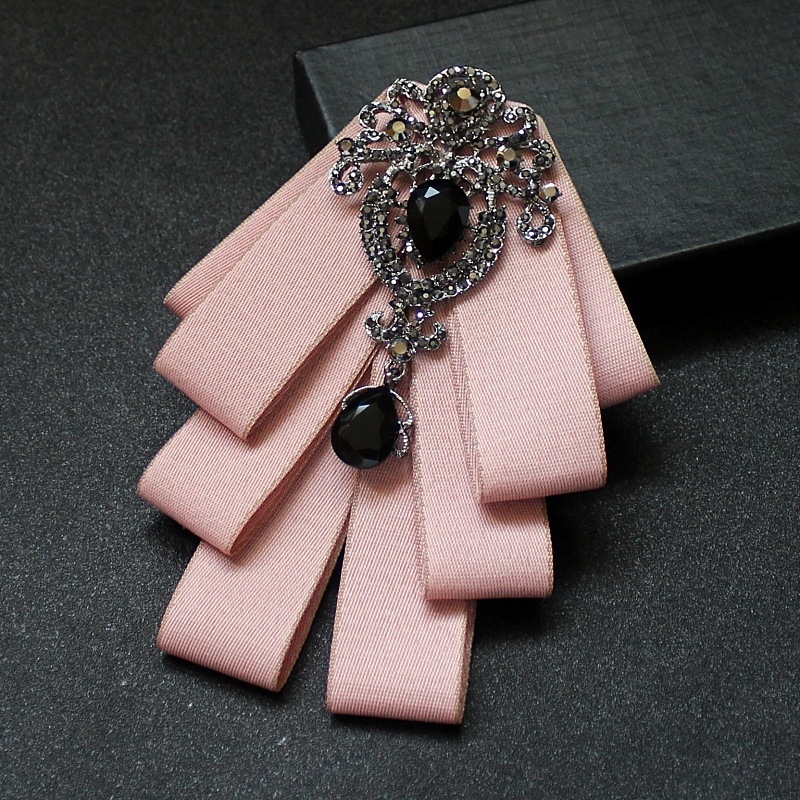 Meeste krae lillega Korea stiilis Euroopa ja Ameerika stiilis kikilipsu aksessuaarid Pulmadeks ja lavale esinemiseks mõeldud kikilipsu krae aksessuaarid laos