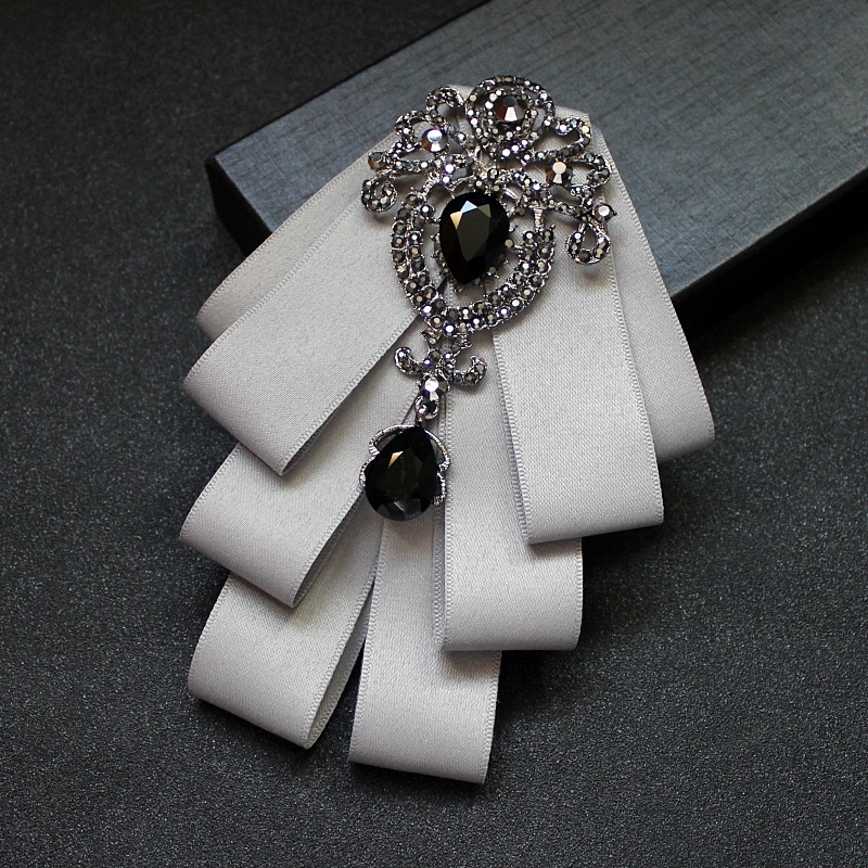 Meeste krae lillega Korea stiilis Euroopa ja Ameerika stiilis kikilipsu aksessuaarid Pulmadeks ja lavale esinemiseks mõeldud kikilipsu krae aksessuaarid laos