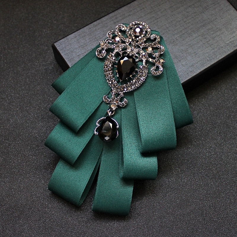 Meeste krae lillega Korea stiilis Euroopa ja Ameerika stiilis kikilipsu aksessuaarid Pulmadeks ja lavale esinemiseks mõeldud kikilipsu krae aksessuaarid laos