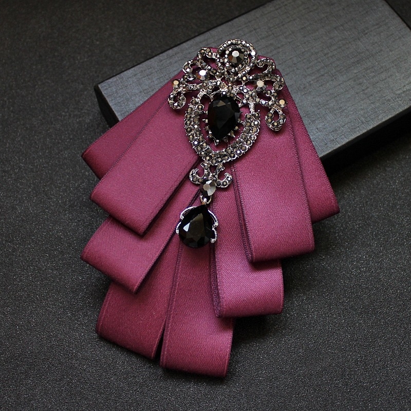 Meeste krae lillega Korea stiilis Euroopa ja Ameerika stiilis kikilipsu aksessuaarid Pulmadeks ja lavale esinemiseks mõeldud kikilipsu krae aksessuaarid laos