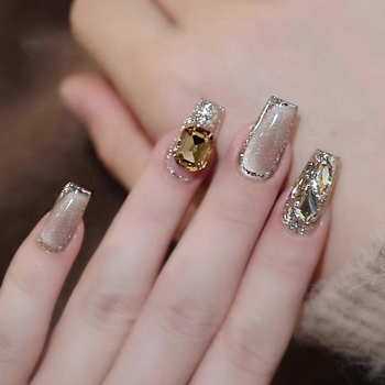 Άρωμα Maillard Cat Eye Milk Mocha Άνοιξη και καλοκαίρι Ζεστό στυλ με λάμψεις Τραπεζοειδές μανικιούρ Τελειωμένα ψεύτικα νύχια Αφαιρούμενα φορέσιμα νύχια