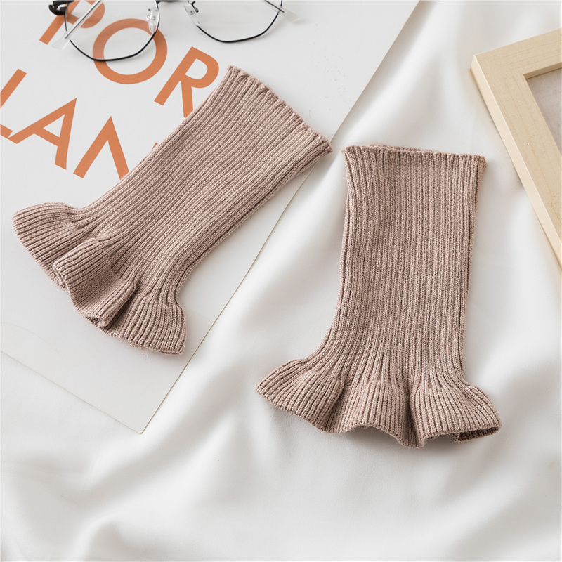 Ms. Mingyi csuklóvédő csuklóízületi hidegálló sportdivatos lélegző csipkés őszi és téli meleg kötött kasmír csuklótartó