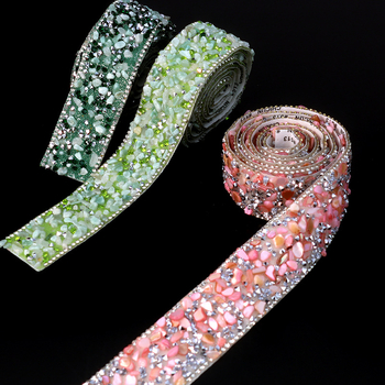 Strassz csík színes forró fúrópaszta ruházati kiegészítők öntapadós fúrócsík barkács kiegészítők dekoratív gyanta fúrócsík flash fúrópaszta