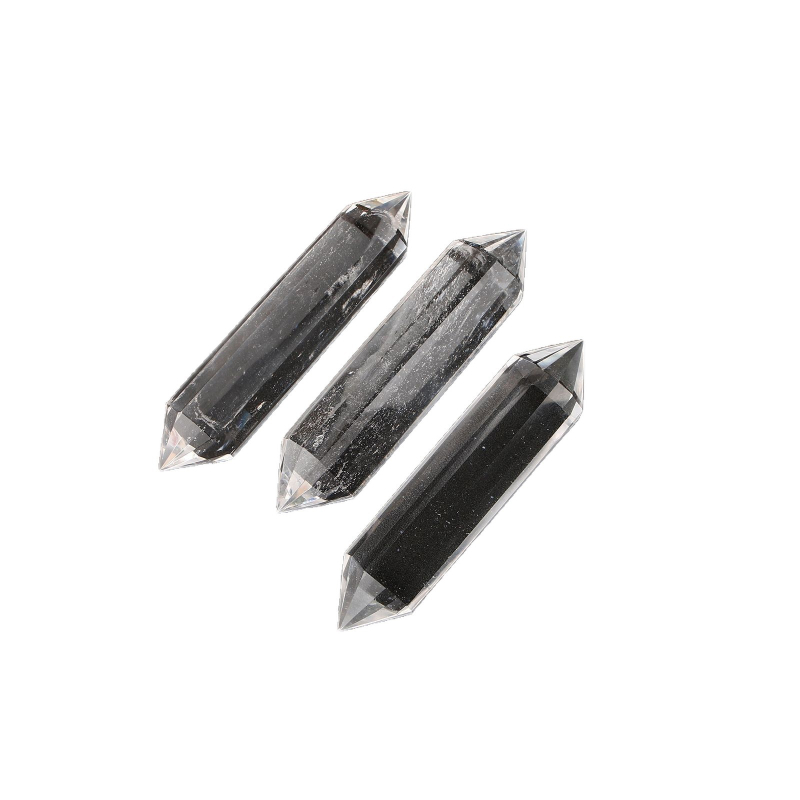 Piiriülene uus naturaalne kristall Vogeli mitmelõigatud valgest kristallist sulatuskolonni mitme prismaga käsitöökaunistused hulgimüük