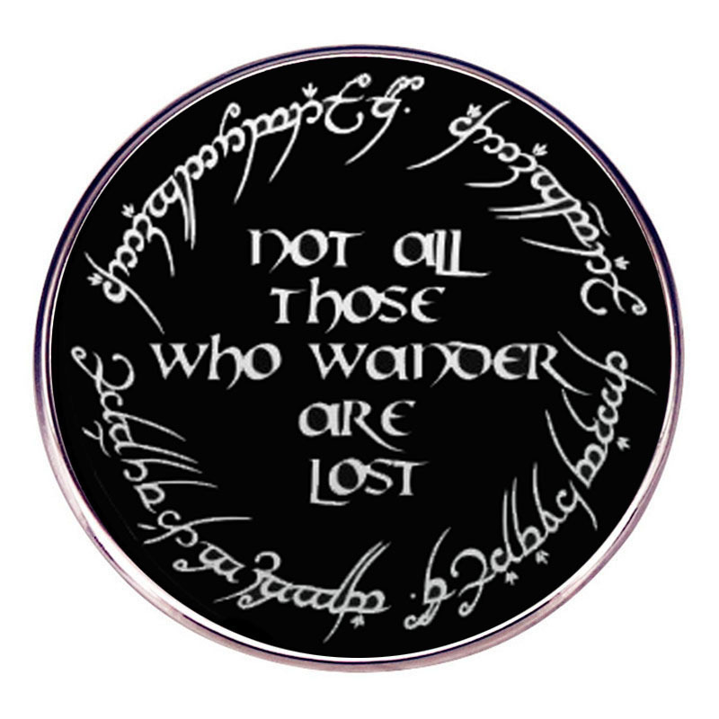 A Gyűrűk Ura rúna bross klasszikus film és televízió Hobbit kitűző fémötvözetből készült jelvény kiegészítők