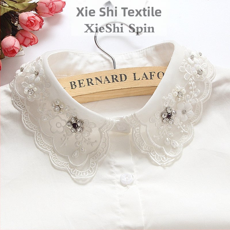 Rudens ir žiemos korėjietiška juodų ir baltų nagų karoliukų, cirkonio, moteriškų, šviežių marškinių, nėriniuotų, apykaklės dekoracijų versija