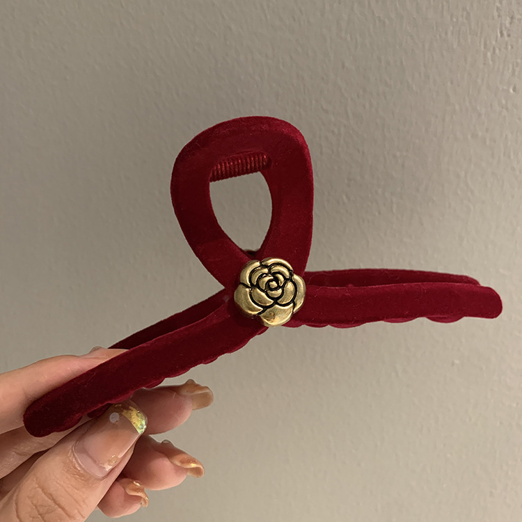 Fekete bársony nagybetűs hajcsat női fej hátulján lévő cápacsat zsurlófarok magasra húzható hajcsat 2022 új