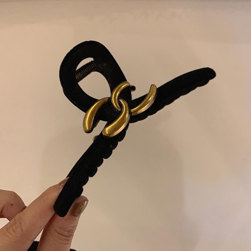 Fekete bársony nagybetűs hajcsat női fej hátulján lévő cápacsat zsurlófarok magasra húzható hajcsat 2022 új