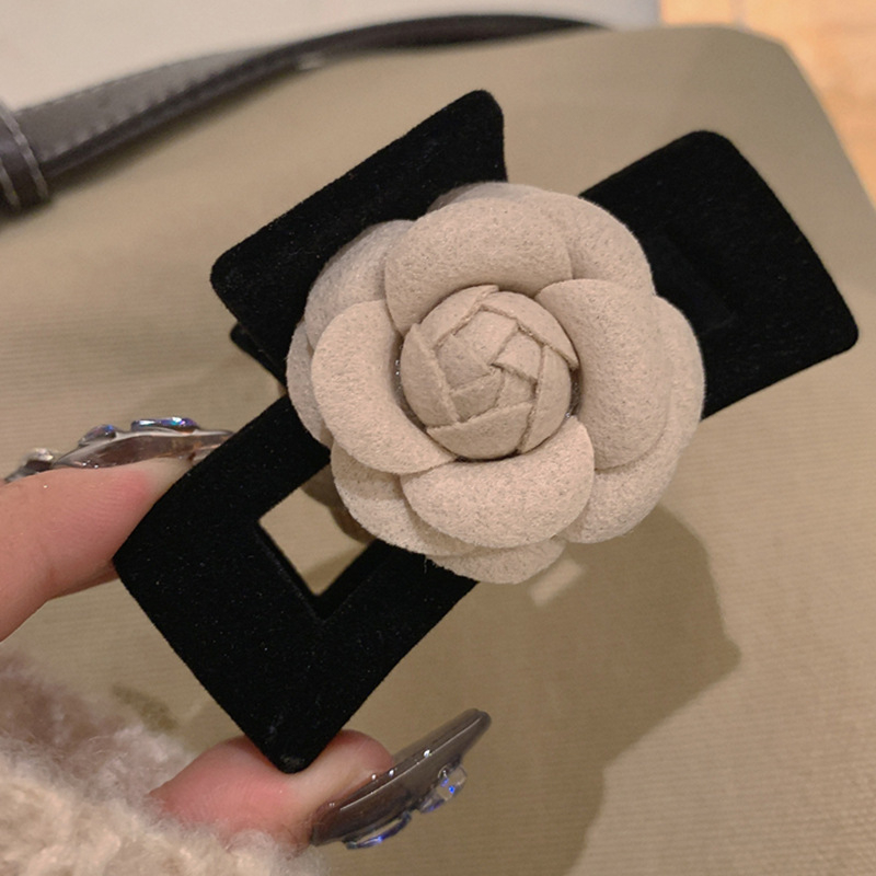 Fekete bársony nagybetűs hajcsat női fej hátulján lévő cápacsat zsurlófarok magasra húzható hajcsat 2022 új