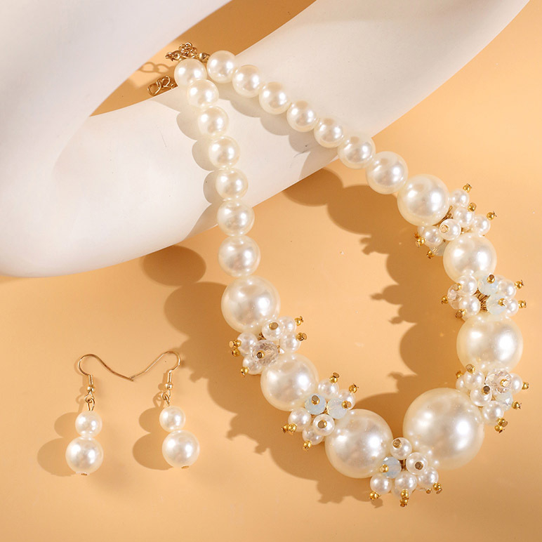 Európában és az Egyesült Államokban népszerű, divatos, mindenhez illő gyöngy nyaklánc, új, könnyű, luxus, temperamentumos nyaklánc, többrétegű, határokon átnyúló nagykereskedelmi ékszerek.