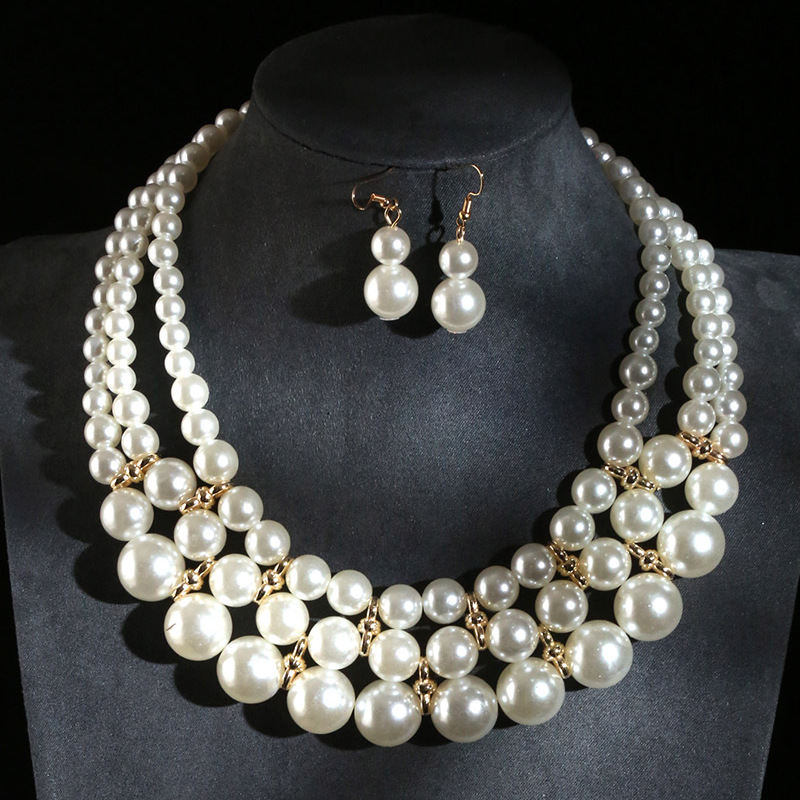 Európában és az Egyesült Államokban népszerű, divatos, mindenhez illő gyöngy nyaklánc, új, könnyű, luxus, temperamentumos nyaklánc, többrétegű, határokon átnyúló nagykereskedelmi ékszerek.