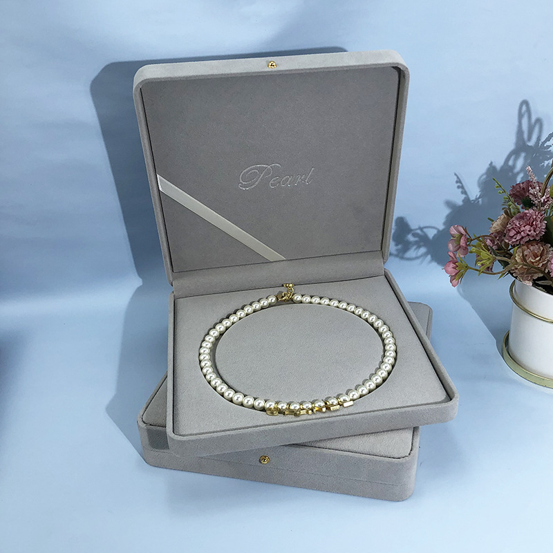 Új arany csattal lekerekített gyöngy doboz nyaklánc szett doboz folt divat gyöngy ékszerek csomagolás doboz gyári outlet