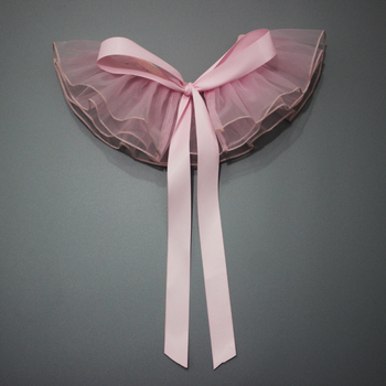 Ροζ κοριτσίστικο σάλι με οργάντζα και φιόγκο σε διαγώνιο γιακά