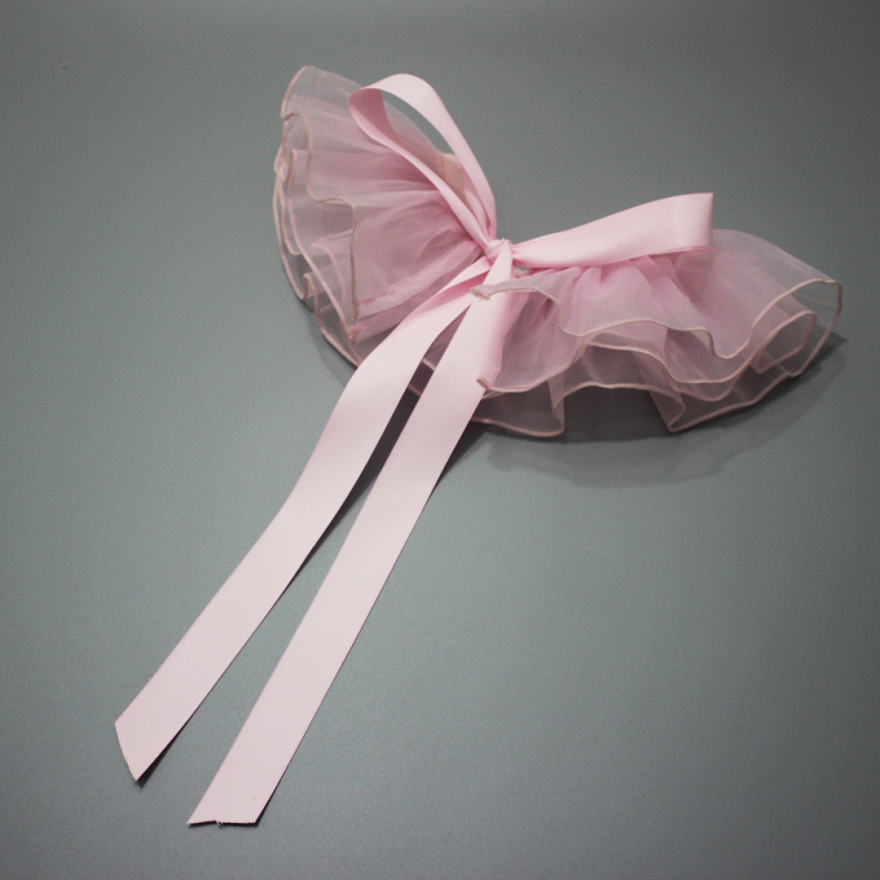 Rózsaszín, átlapolt, lányos, organza, masnipántos kendő, hamisgallérral