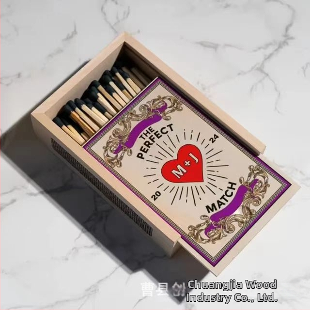 Retro drevená úložná krabička na zápalky v hotelovom bare Jednorazová krabička na zápalky Aromaterapeutická sviečka Balenie zápaliek